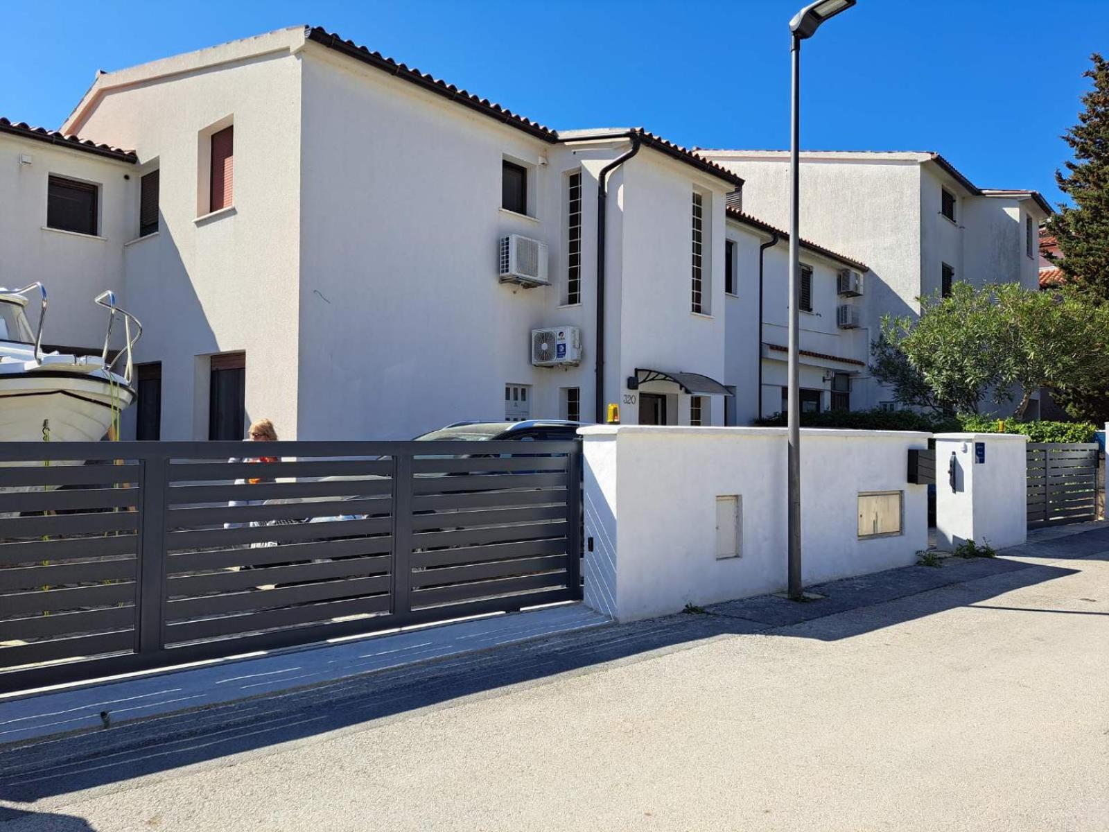 Apartments Finera ポメル エクステリア 写真
